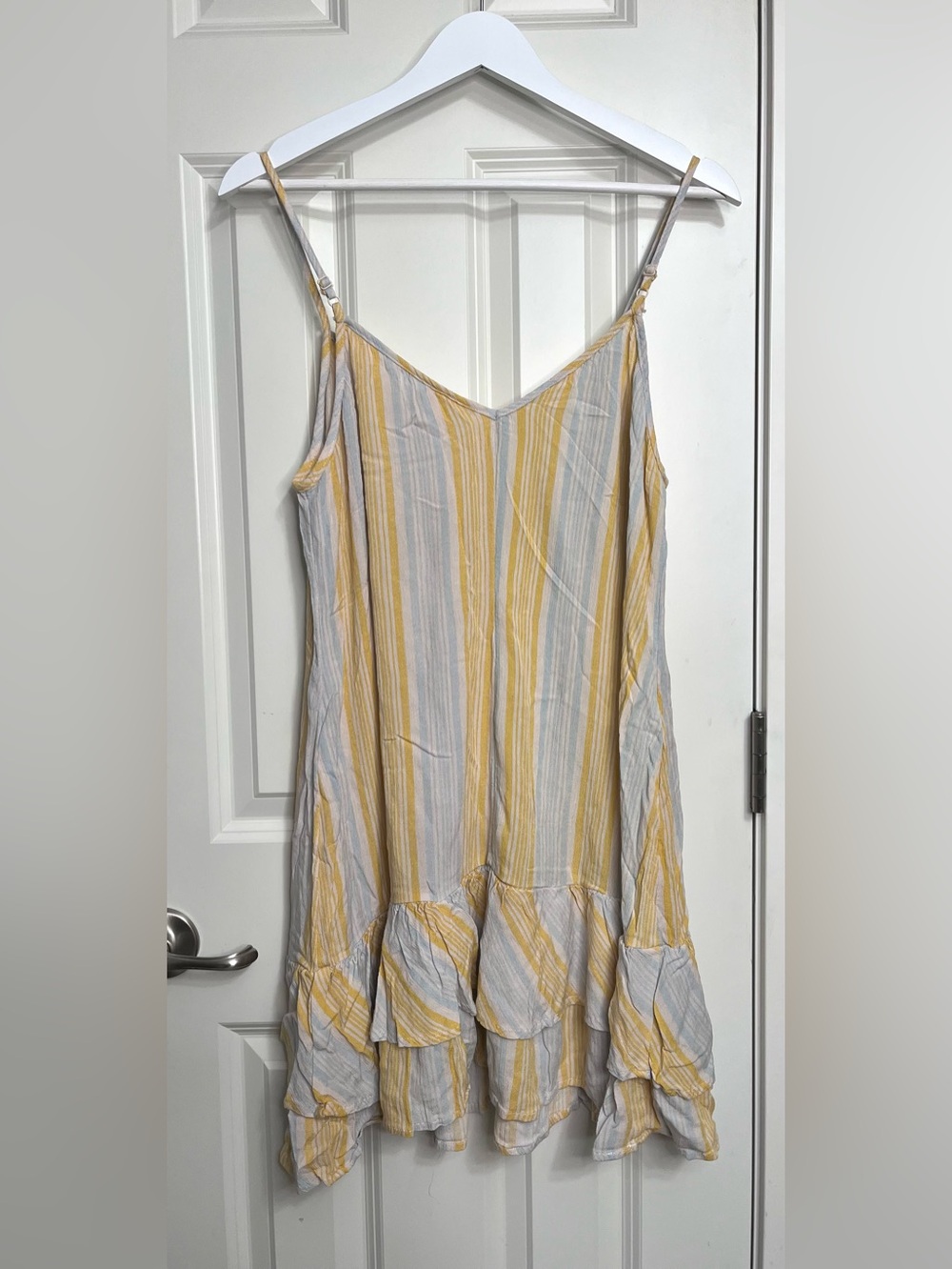 Nine Britton Ruffle Striped Dress NWOT - Picture 2 of 3